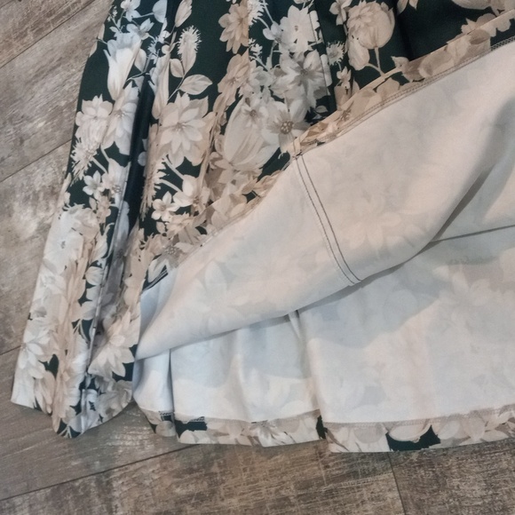 New BEAUTIFUL EMERALD DANNY AND NICOLE SIZE 10 DRESS - Picture 6 of 9